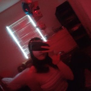 Meet your Posher, Isabella